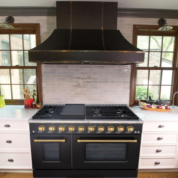 48" Slide-in Freestanding Professional Style Gas Range with 6.7 Cu. Ft. Oven, 8 Burners, Convection Fan, Cast Iron Grates. Black & Gold - Image 2