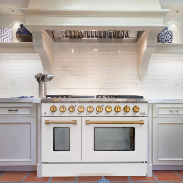 48" Slide-in Freestanding Professional Style Gas Range with 6.7 Cu. Ft. Oven, 8 Burners, Convection Fan, Cast Iron Grates. White & Gold - Image 2