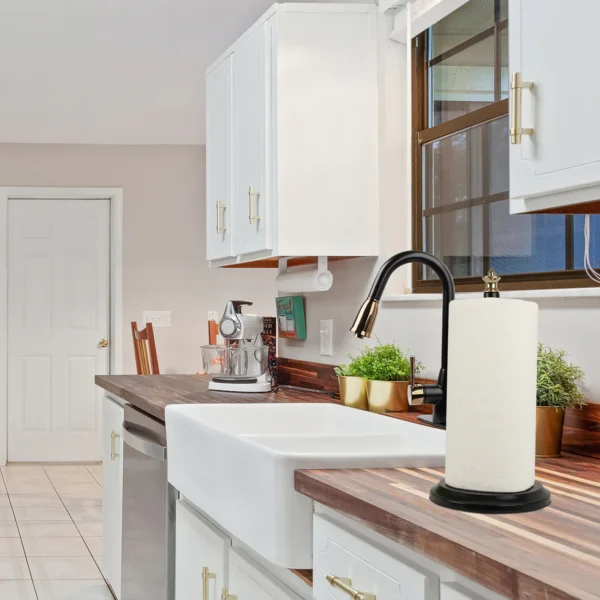 Black and Gold Paper Towel Holder Roll Dispenser Stand for Kitchen Countertop & Dining Room Table - IK79304-BLZG - Image 2